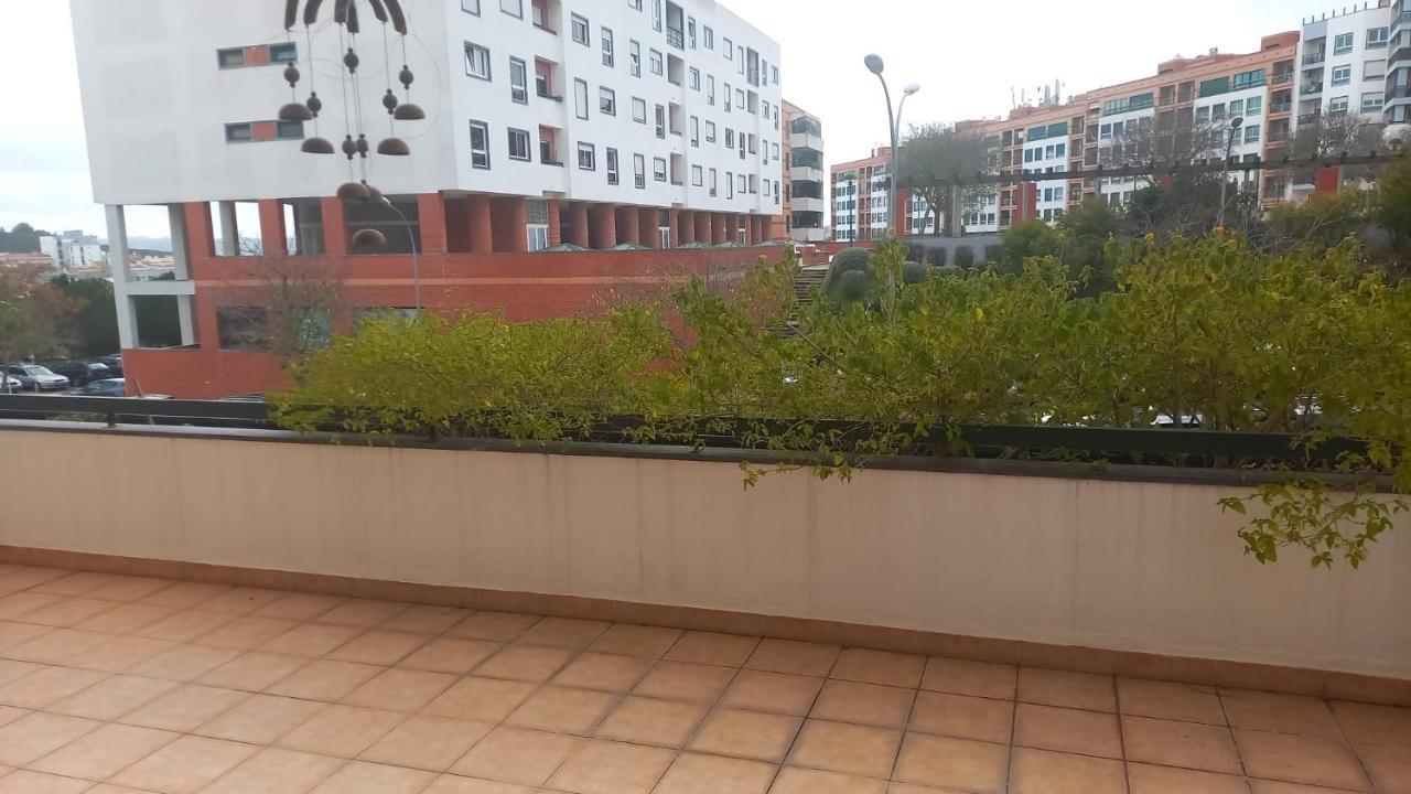 Lovely Vocation Lisbon Bagian luar foto
